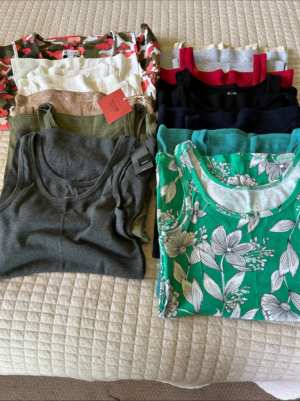 Set of 14 tank tops